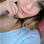 ragazza di 20 anni diplomata all'indirizzo scienze umane, offre ripetizioni della classe elementare tutte le materie, per le classi medie e superiori italiano, spagnolo, storia, arte, geografia, 
psicologia, pedagogia, antropologia (ecc)